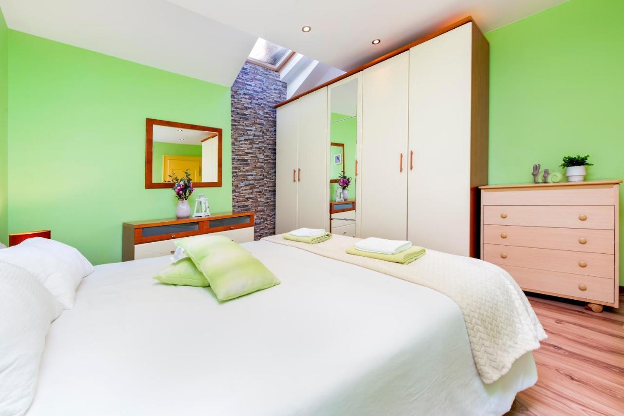 Ap Downtown Apartment روفينج المظهر الخارجي الصورة